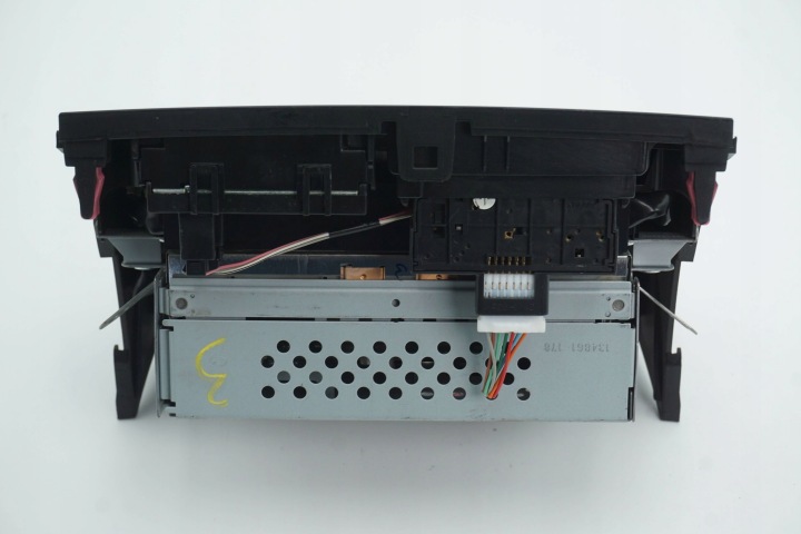 RADIO ÉCRAN MONITEUR TOYOTA PRIUS 86110-47081