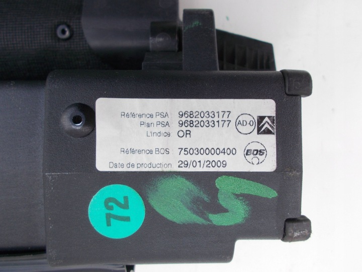 STORE ZASLONA COUVERCLES DE COFFRE ARRIÈRE CITROEN C5 III X7 2009 9682033177