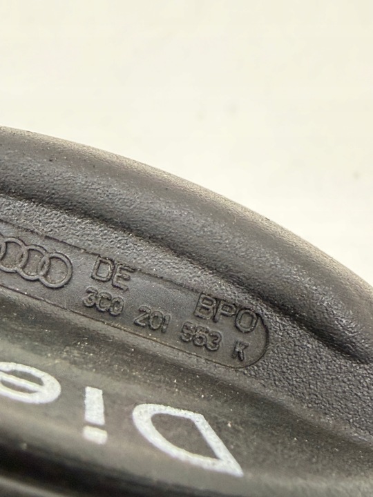 AUDI Q3 Q7 4L A4 A5 A6 C7 BOUCHON GOULOTTE DE REMPLISSAGE CARBURANTS DIESEL