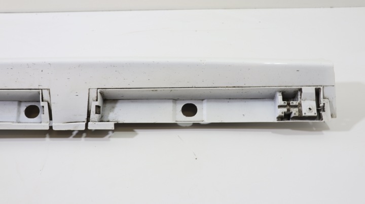 TOYOTA YARIS IV 19- MAZDA 2 22 HYBRID MOULURE SEUIL SEUIL DROIT 75851-0D100