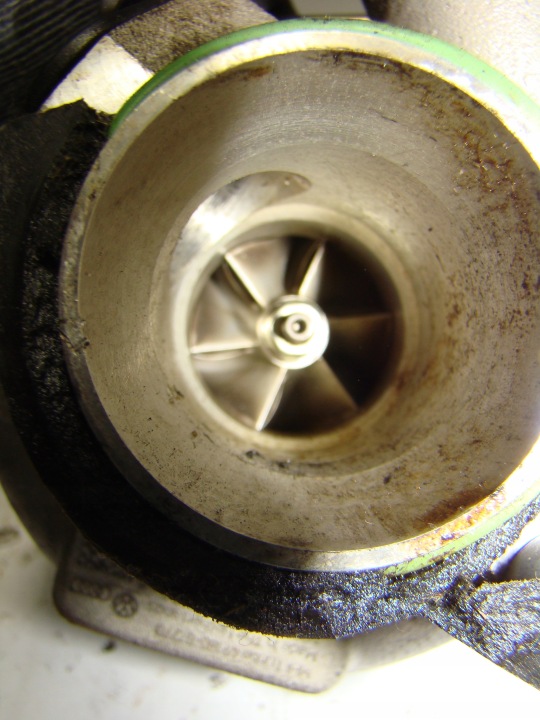 SERVOMOTEUR GUIDE TURBO TURBINES VOLKSWAGEN 04E145725AK