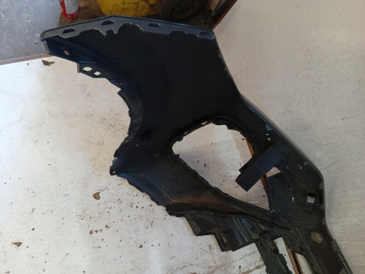 PARE-CHOCS VW TOUAREG III R-LINE 760 AVANT NR M911