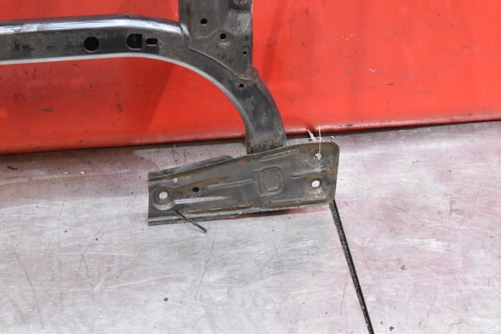 CHÂSSIS POUTRE CHÂSSIS BERCEAU AVANT A2463203411 MERCEDES CLA C117 2.0 CGI 211KM