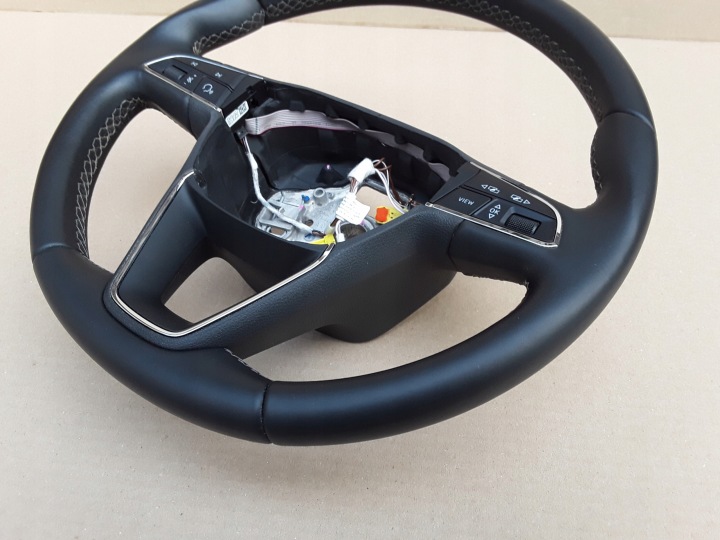 VOLANT CUIR MULTIFONCTIONNELLE SEAT LEON III 2019R 5F0419091AH