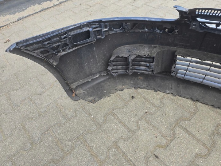 PARE-CHOCS GRILLE AVANT AVANT VW GOLF V 5 LD5Q