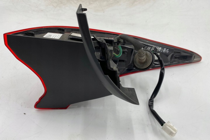 TOYOTA PRIUS PRIME XW50 2017-2022 PHARE ARRIÈRE LED DROITE USA
