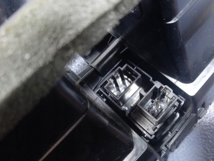 VW JETTA VI 5C6 GRILLES CONDUIT D'AIR AIR CENTRALE AVANT 5C7819728
