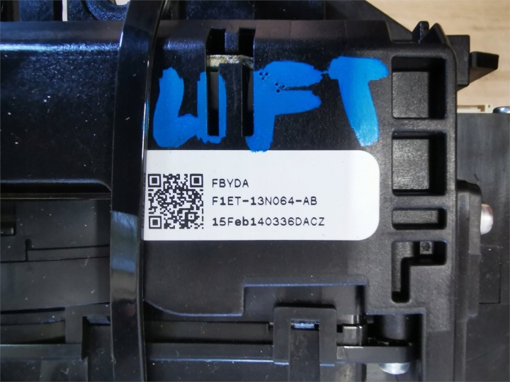 FORD FOCUS MK3 LIFT 14-18 COMMUTATEUR COMPOSITE BANDE