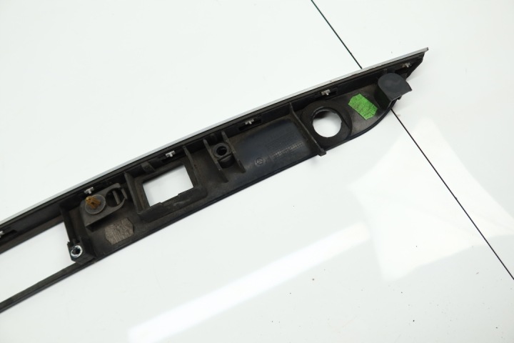 MERCEDES W204 MOULURE CHROME COUVERCLES DE COFFRE CACHE COUVERCLES DE COFFRE 2047400793 COUPÉ