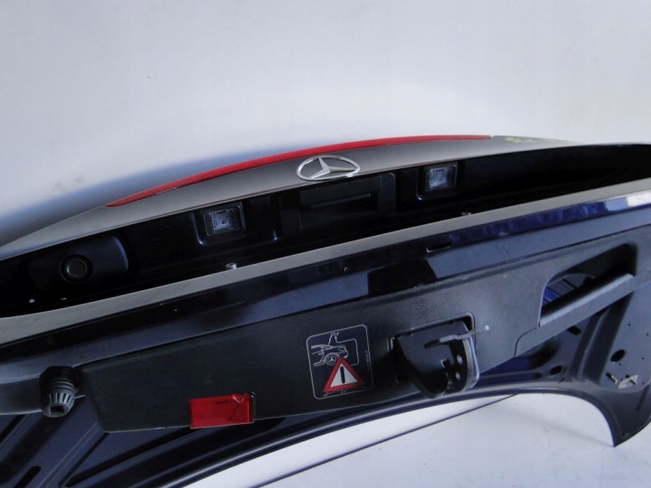 MERCEDES SLK 172 PARE-CHOCS AMG COUVERCLES DE COFFRE AVEC ANTENNE PHARE