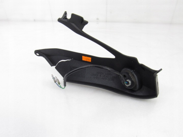 CALOTTE DROITE DÉFLECTEUR D'AIR HONDA RADIO 1000 R, 08R ABS SC60