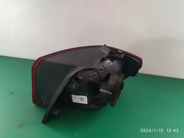 PHARE GAUCHE ARRIÈRE ARRIÈRE VW GOLF 7 VII SPORTSVAN 510945095AD 20R