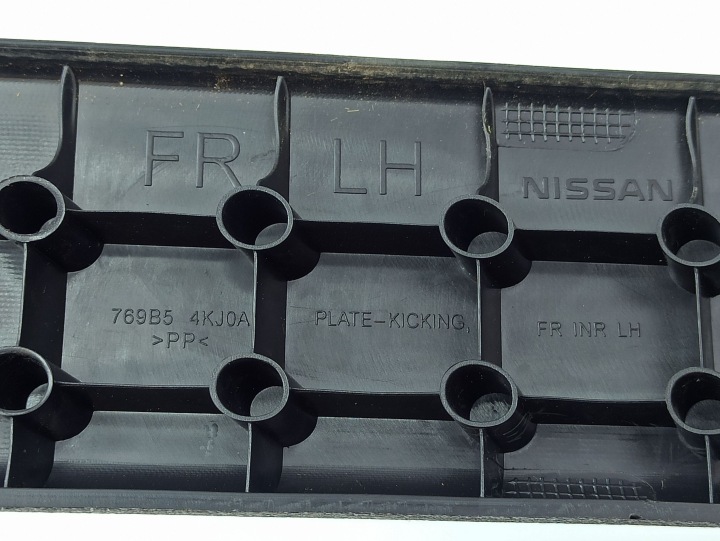 NISSAN OE 769B54KJ0A
