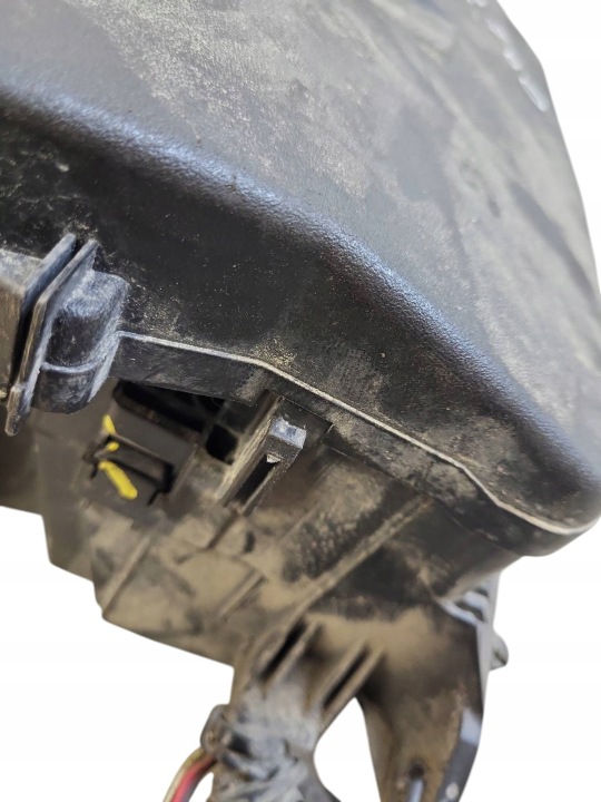 BOÎTE FUSIBLES COMPLÈTE TOYOTA AURIS 150 5883R0A1