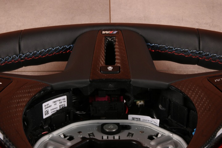 BMW M2 G87 M3 G80 G81 M4 G82 G83 VOLANT M-POWER AVEC CHAUFFAGE PALETTES ASSISTANT