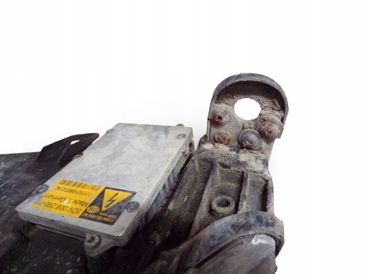 ENSEMBLE PHARE AVANT AUDI A6 (4F2, C6) 4F0941003AK 2.0L DIESEL 103KW 2007