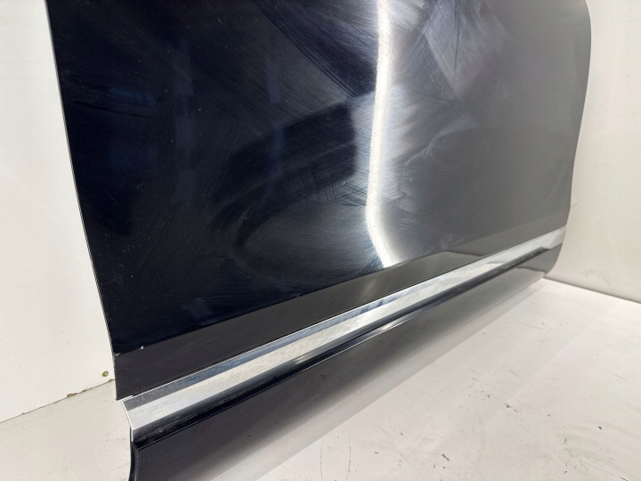 PORTES AVANT DROITE CÔTÉ VOLKSWAGEN TOUAREG II 7P0831312
