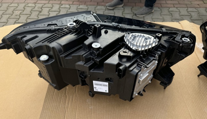 PROJECTEUR PHARE BMW X5 G05 X6 G06 DROITE AVANT AVANT