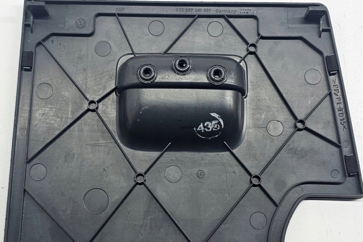 AUTRE PIÈCES INTERNE VW TOURAN (1T1, 1T2) 1T0867461 1.9L DIESEL 77KW 2003
