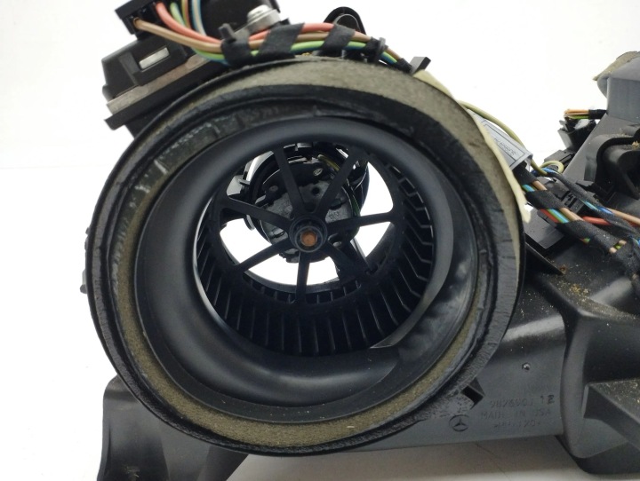 MERCEDES-BENZ ML W164 2010 VENTILATEURS