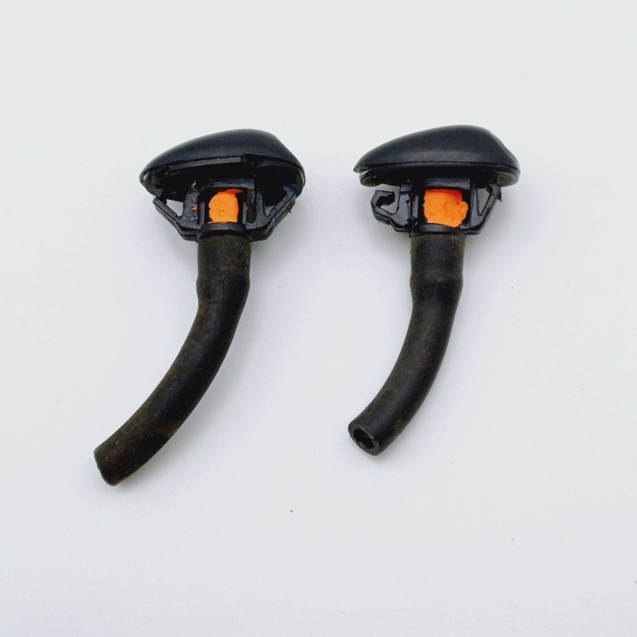 BUSE LAVE-GLACE VITRES AVANT NISSAN MAXIMA NR107 JEU