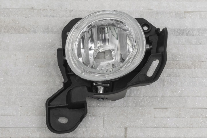 MAZDA CX-5 I 2012-2017 PHARES ANTIBROUILLARD AVANT AVEC WSPORNIKIEM DROIT KD5351684A