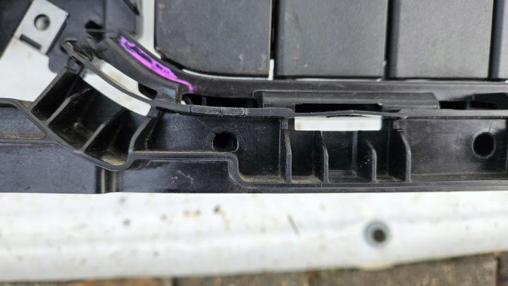 GRILLE CHÂSSIS ZALUZJE GUIDE D'AIR BMW 3 G20 G21 LIFT 20- GRILLES
