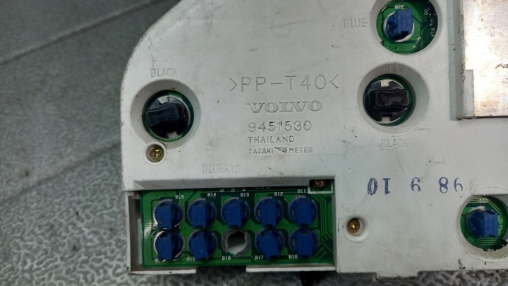 COMPTEUR VOLVO V70 9168144