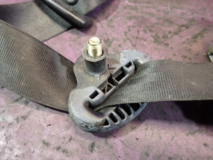 SKODA FABIA I CEINTURE DE SÉCURITÉ DROIT AVANT 6Y0857702E
