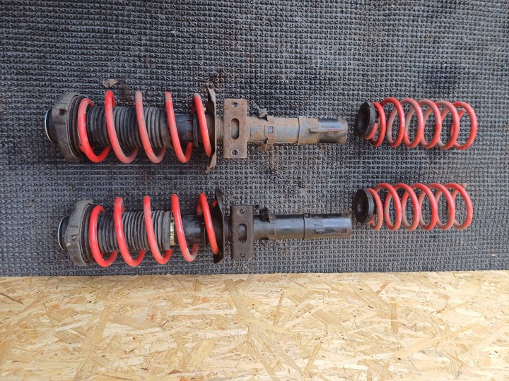 MCPERSON DROIT GAUCHE AVANT VW POLO IV 6Q0413031BM