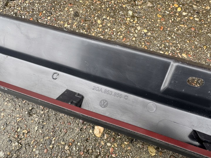 VW TROC 17- MOULURE SEUIL DROITE SEUIL 2GA T-ROC