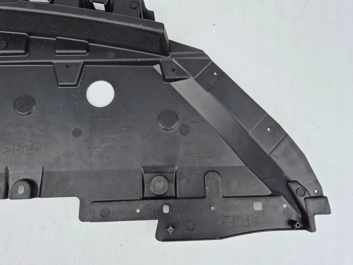 RENAULT CAPTUR MITSUBISHI ASX 24- PLAQUE SOUS PARE-CHOCS AVANT 397520173R