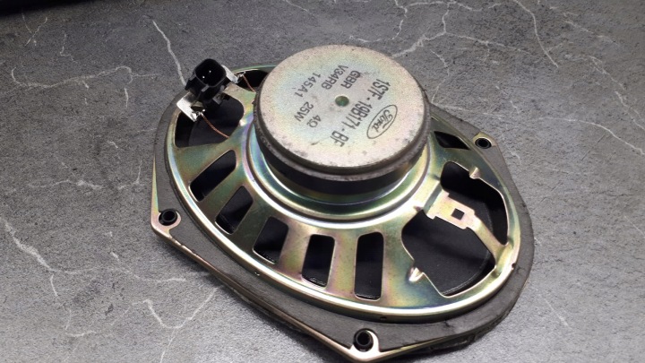 1S7F-19B171-BF HAUT-PARLEUR GAUCHE ARRIÈRE FORD MONDEO MK3