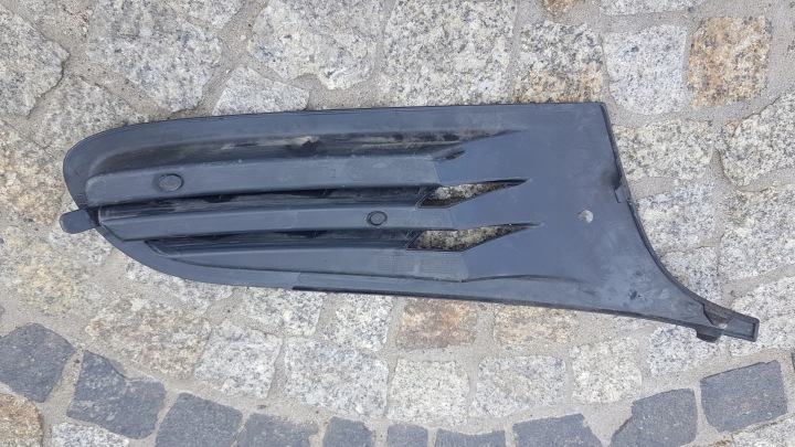 VW GOLF VI 5K GRILLE PARE-CHOCS GAUCHE 5K0853665A ORIGINAL