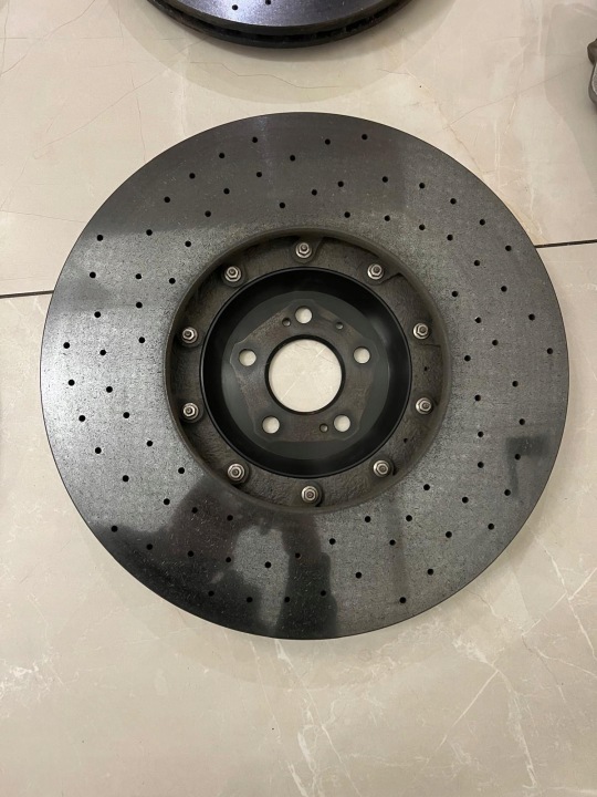 AUDI RS6 4K KIT ÉTRIERS DISQUES CÉRAMIQUE CERAMIKA