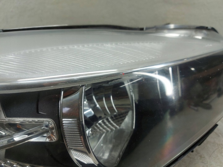 BMW 2 F45 F46 PHARE AVANT AVANT DROITE PROJECTEUR