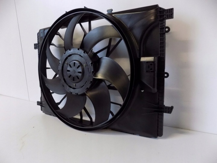 MERCEDES W204 W212 VENTILATEUR 600W 4069