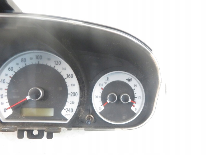 COMPTEUR KIA CEE'D I 1.4 16V 940031H050