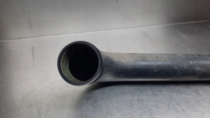 TUYAU AIR 30636784 VOLVO V70 III 2.5T 07R FWD