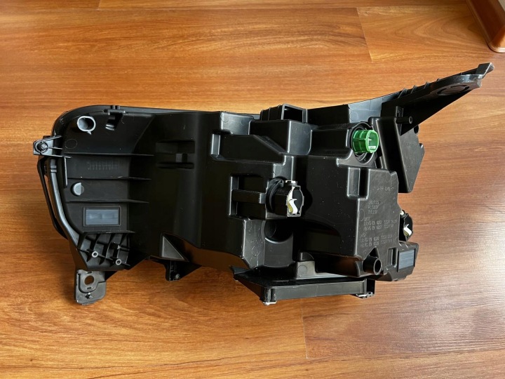 PHARE AVANT AVANT DROITE JEEP AVENGER 2022- COMPLET LED