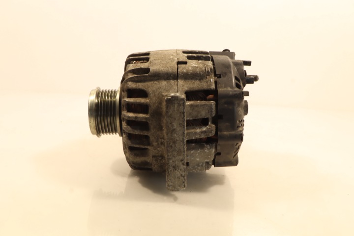 ALTERNATEUR CHEVROLET AVEO T300 1.3D 13505392