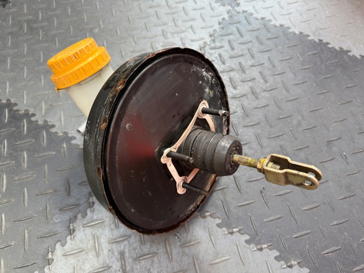 SUBARU IMPREZA I GC8 GF8 SERVO POMPE DE FREIN NABCO