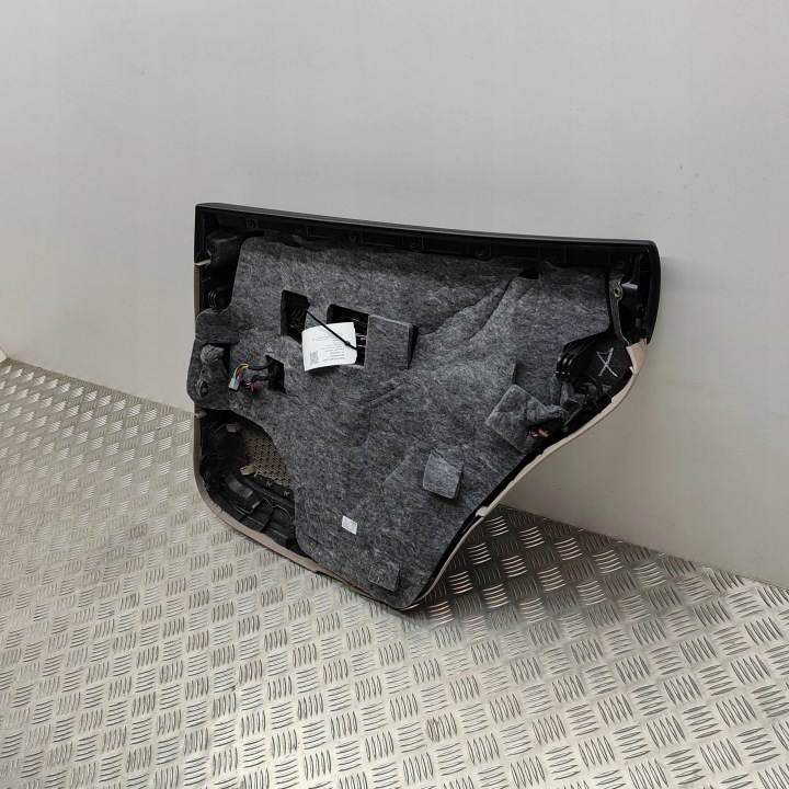 PORSCHE TAYCAN 9J1 2022 GAUCHE CÔTÉ CARDAN BRODERIE PORTES ARRIÈRE