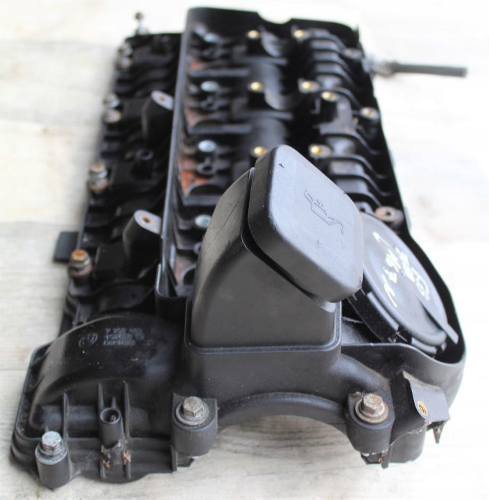 COUVERCLE CULASSES SOUPAPES BMW E65 M67N 745D 7792420