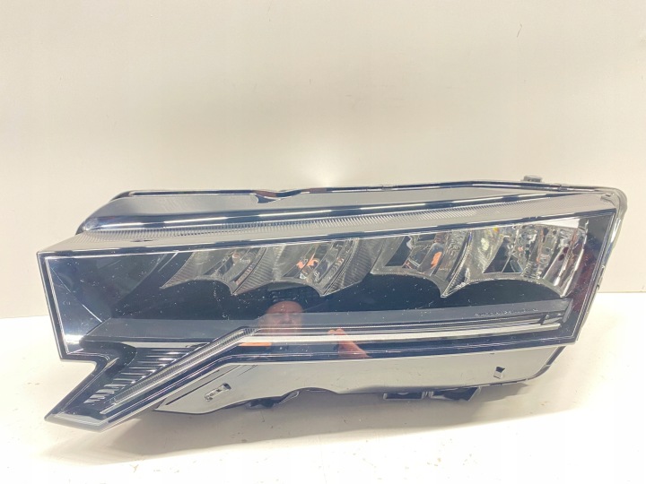 PHARE GAUCHE AVANT AVANT COMPLET LED SKODA OCTAVIA 4 IV 5E4 RESTYLAGE LIFT 2024-