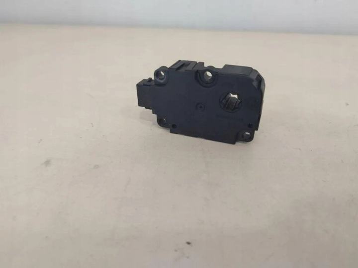 КЛАПАНИ УПРАВЛІННЯ ОБІГРІВАЧЕМ AUDI A8 D2 (4D2, 4D8) ZBAT0045D08AT 3.0Л