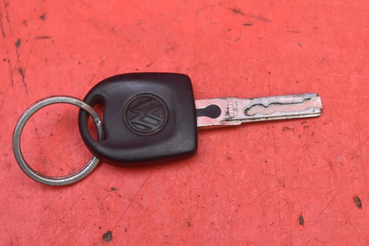 CONTACTEUR D'ALLUMAGE CLÉ 4B0905851G VW POLO 4 IV 9N 1.2 12V 64 KM 01-05