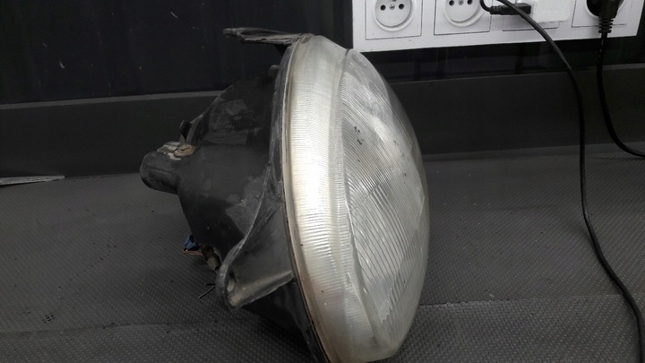 FARO IZQUIERDO OPEL CORSA B VALEO 