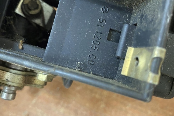 MÉCANISME CHANGEMENTS VITESSE MERCEDES-BENZ AVEC (W140) 1402670437 1994