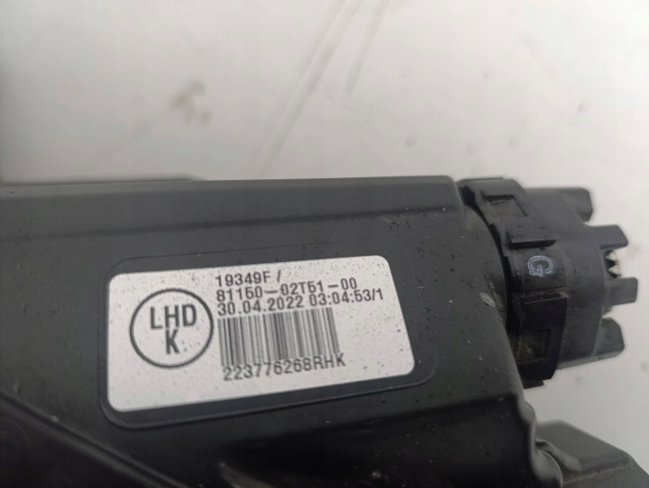 PHARE GAUCHE AVANT TOYOTA COROLLA E21 BERLINE COMPLET LED 18-